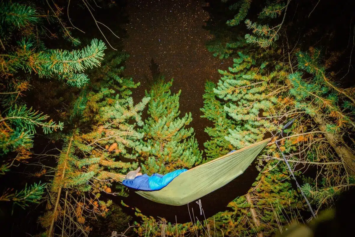 On cold, clear nights, the best hammock quilts will keep you warm and help you get some much-needed sleep.