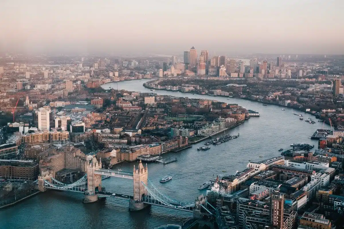 35 Super Interesting and Fun Facts about London
