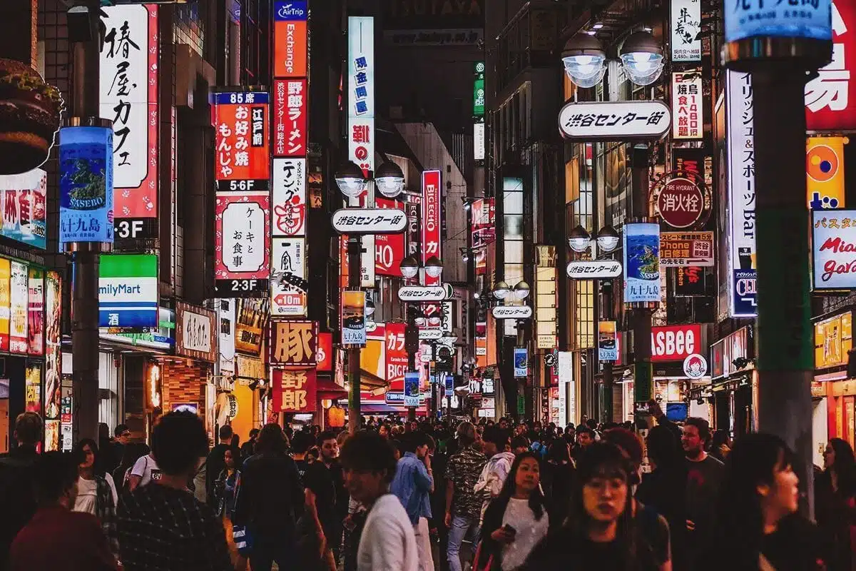 negative impacts of tourism