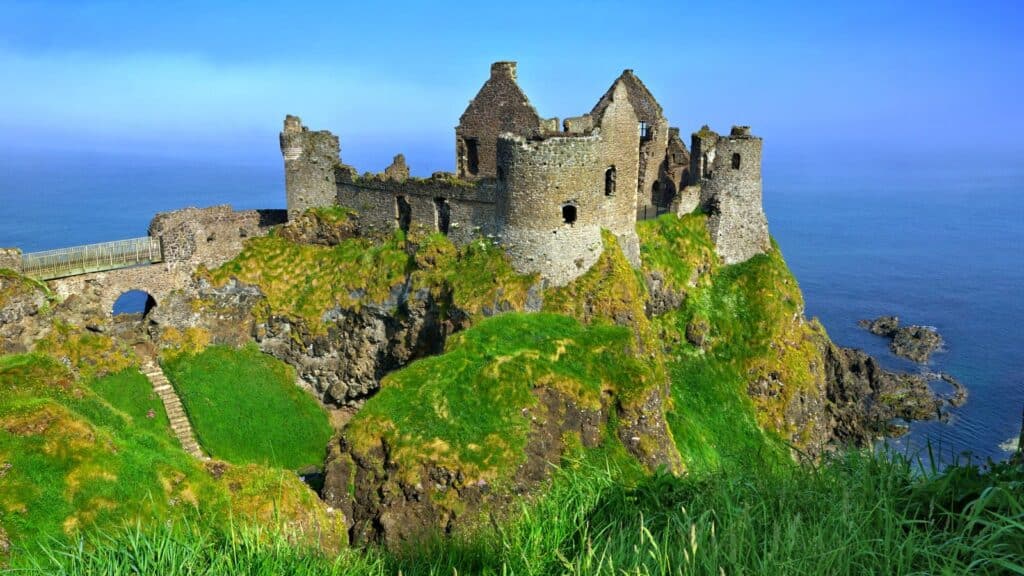 Dunluce Castle - Inspiring Castles in Ireland